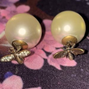 Dior Tribales Bee Pearl Earring